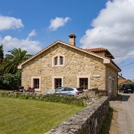 Llagar De By Silastur بيت للعطل *